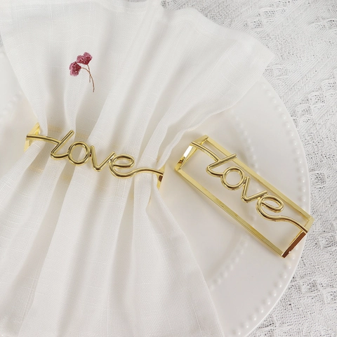 Rond De Serviette Lettre Love Or Alliage Zinc Évidé Romantique Saint Valentin Mariage Décoration Table Boucle Support