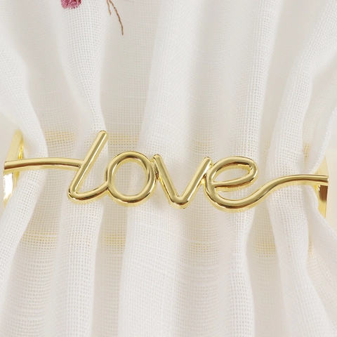 Rond De Serviette Lettre Love Or Alliage Zinc Évidé Romantique Saint Valentin Mariage Décoration Table Boucle Support