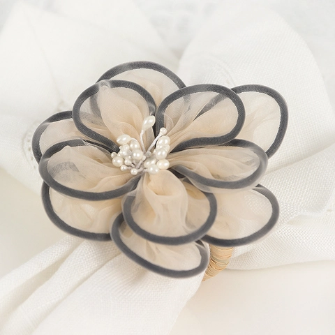 Handmade Mesh Flower Napkin Rings With Faux Pearl Elegant Double Layer Five Petal Cloth Napkin Buckle For Wedding Banquet Decor