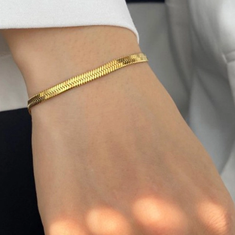 Bracciale A Catena Di Serpente Piatta Minimalista Acciaio Inossidabile Placcato Oro Regolabile Pendente A Cuore Gioielli Da Donna