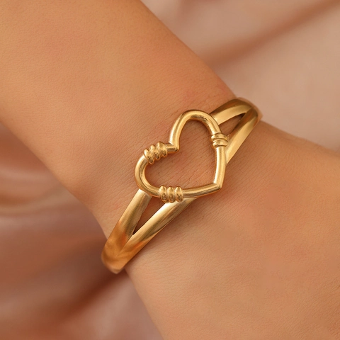 Hollow Heart Cuff Bracelet Stainless Steel 18K Gold Plated Geometric Open Bangle Adjustable Jewelry For Women Men