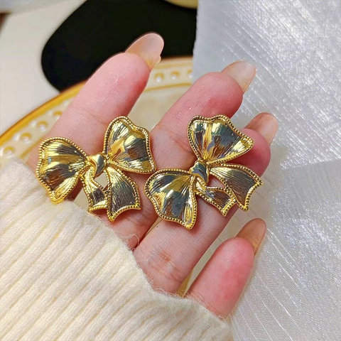 Schleifen Ohrstecker Edelstahl 18K Vergoldet Texturiert Schmetterlingsknoten Modischer Eleganter Schmuck Für Damen