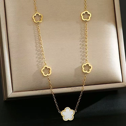 Collier Fleur En Acier Inoxydable Nacre Blanche Pour Femmes Chaîne Clavicule Florale Creuse Élégante Bijoux