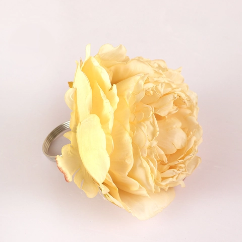 Handmade Silk Cloth Woven Rose Flower Napkin Ring Alloy Metal Buckle For Wedding Hotel Table Decoration Valentine Dinner