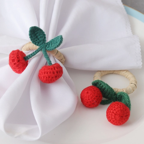 Servilleteros de Cereza de Ganchillo Hechos a Mano Diseño de Fruta Roja Rústica Con Base de Paja Tejida para Boda Banquete Mesa