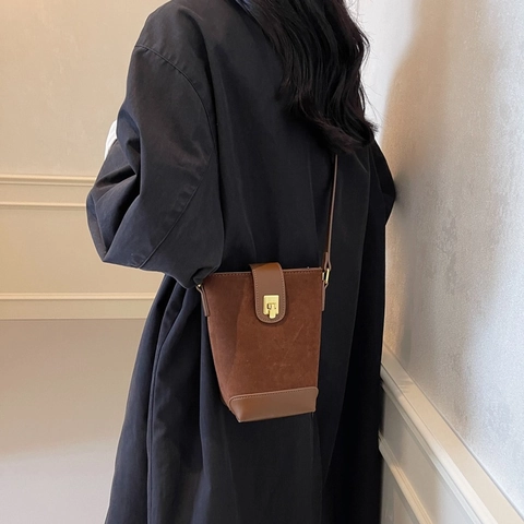 Women Bucket Bag Retro Suede PU Leather Splicing Gold Lock Adjustable Shoulder Crossbody Bag Casual Minimalist