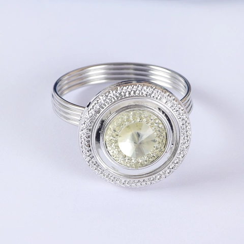 Elegant Silver Zinc Alloy Rhinestone Napkin Rings Circular Crystal Napkin Holders For Wedding Banquet Table Decoration Home