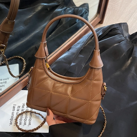 Borsa Sottobraccio in Pelle PU Trapuntata dal Design di Nicchia per Donna Borsa a Tracolla Vintage con Catena a Rombi a Forma di Dumpling