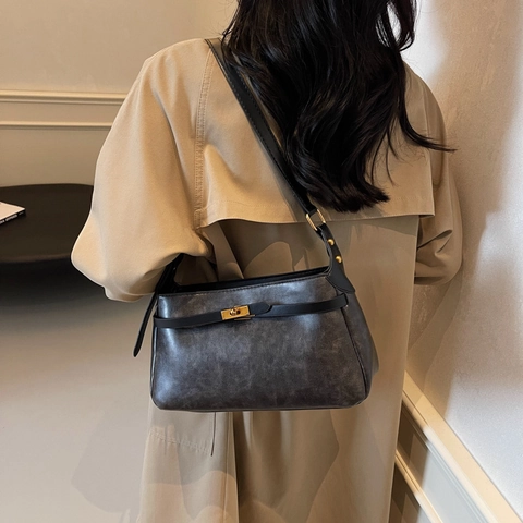 Vintage PU Leer Schoudertas Voor Vrouwen Retro Minimalisme Grote Capaciteit Woon-werkverkeer Crossbodytas Met Metalen Slot