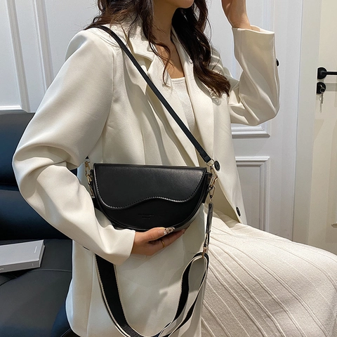 Bolso De Hombro Silla De Montar Mujer Cuero PU Solapa Ondulada Correas Dobles Bolso Elegante Para Uso Diario