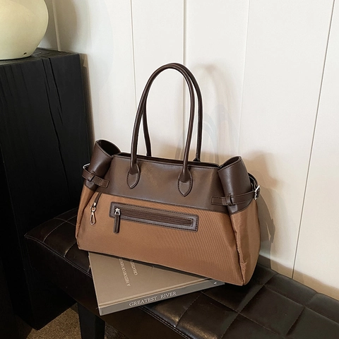 Retro Splicing PU Leather Large Capacity Shoulder Bag For Women Minimalist Commute Travel Tote Bag Handbag With Metal Hardware