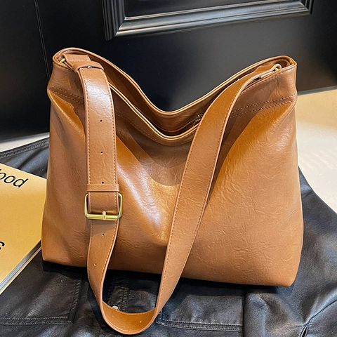 Women Large Capacity PU Leather Hobo Shoulder Bag Vintage Minimalist Tote Bag With Adjustable Wide Strap For Daily Office