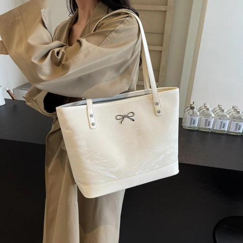 Mode Crinkled PU Leder Tote Bag Große Kapazität Urban Einfache Handtasche Mit Metallschleife Dekor Für Frauen Alltag