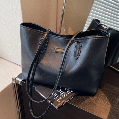 Große Damen Tote Tasche PU Leder Retro Faltenstruktur Schultertasche Pendeln Shopping Handtasche