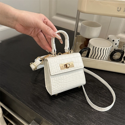Petit Sac à Main de Mode pour Femmes Motif Crocodile Cuir PU Petit Sac Carré Fermoir Tournant Doré Sac à Bandoulière