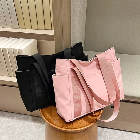Women Large Capacity Tote Bag Lightweight Nylon Shoulder Bag Minimalist Multi Pocket Casual Commuter Handbag Solid Color