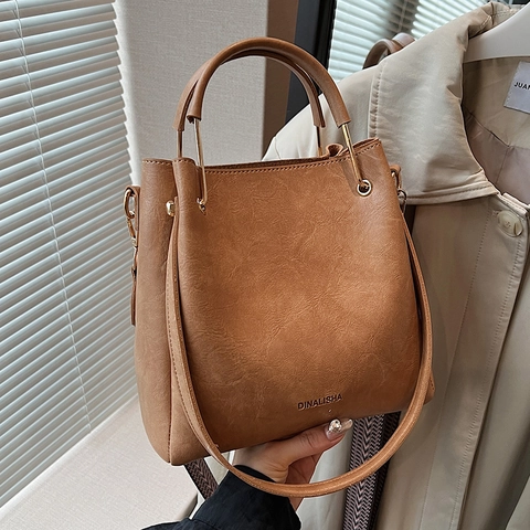 Women's Korean Style PU Leather Bucket Shoulder Bag Vintage Lychee Pattern Handbag With Wide Braided Strap For Commuting