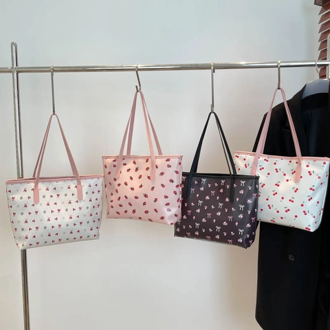 Women Fashion Printed Tote Bag Large Capacity PU Leather Shoulder Bag For Daily Commuting Casual Sweet Floral Pattern Handbag