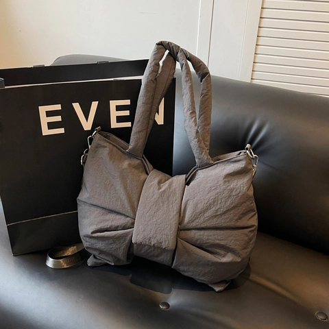 Borsa Tote Con Fiocco Grande Capacità Nylon Imbottita Borsa A Spalla Da Donna Design Di Nicchia Versatile