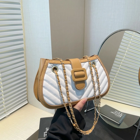 Quilted PU Leather Shoulder Bag With Gold Metal Chain Contrast Patchwork Square Crossbody Bag For Women Daily Work Office Use