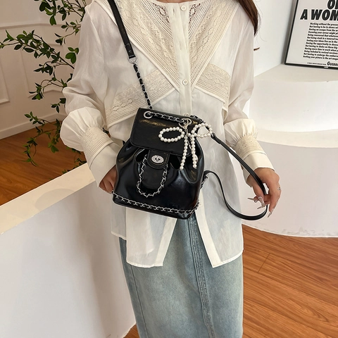Women Mini Backpack PU Leather Metallic Silver Bucket Bag Pearl Bow Heart Pendant Chain Straps Versatile Commute Small Rucksack