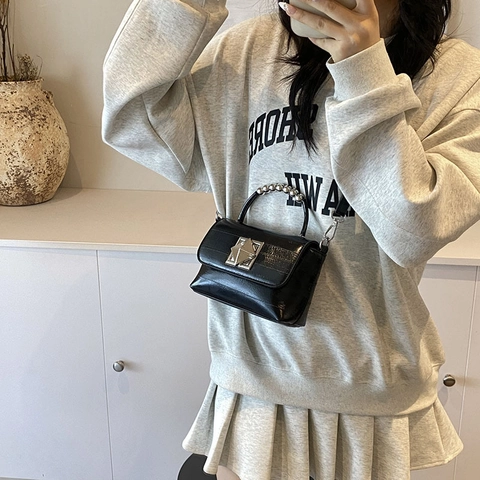 Bolso Cuadrado de Moda para Mujer de Cuero de PU Con Asa de Cuentas Metálicas Cierre de Pirámide Bolso de Hombro