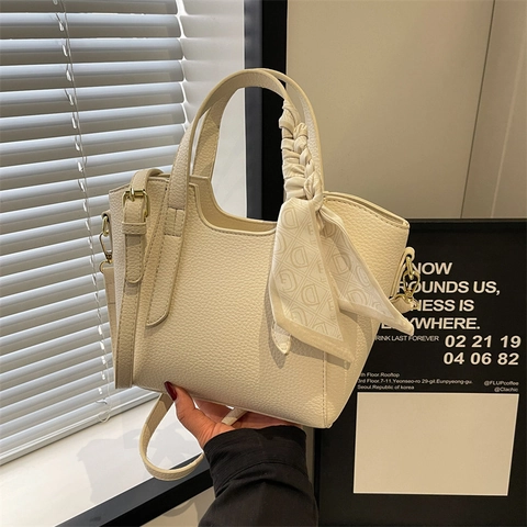 Damen Eimertasche Aus PU Leder Mit Satinnschal Dekor Einfache Schicke Schultertasche Und Umhängetasche