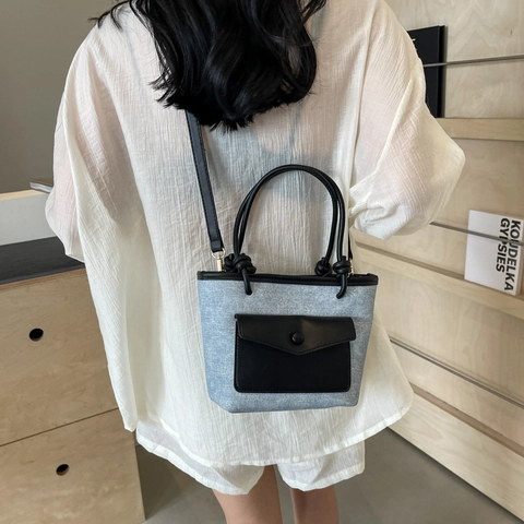 Borsa A Mano Da Donna In Denim E Pelle PU Manico A Nodo Secchiello Colore A Contrasto Con Tasca Frontale Tracolla Regolabile