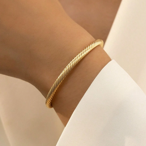 Edelstahl Manschettenarmband Gedrehte Kabelstruktur Offener Armreif Minimalistischer Modeschmuck Für Damen
