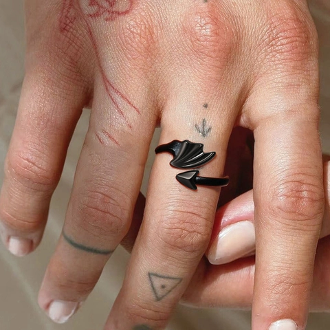 Verstelbare Duivelsvleugel Open Ring Roestvrij Staal Gothic Punk Pijlststaart Vinger Sieraden Voor Mannen Vrouwen