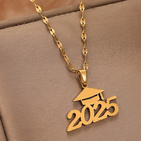 Graduation Pendant Necklace Stainless Steel 2025 Graduation Cap Memorial Gift Jewelry For Class Of 2025 Graduates
