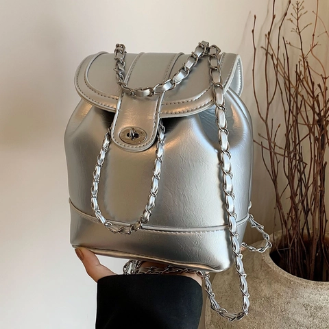 Damen Mode PU Leder Mini Rucksack Metallic Kette Eimer Tasche Mit Drehverschluss Klappe Umhängetasche Für Den Alltag Nischendesign