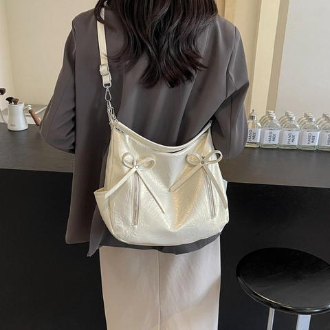 Women Hobo Shoulder Bag Metallic Crinkled PU Leather Large Capacity Bow Decor Vertical Zipper Crossbody Tote Handbag