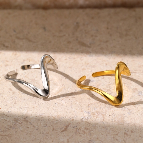 Minimalistischer Wellen V Form Ring Edelstahl Verstellbar Offenes Band Modischer Geometrischer Schmuck Elegant Für Damen
