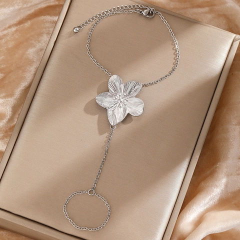 Stainless Steel Hand Harness Bracelet With Ring Sunflower Floral 18K Gold Plated Elegant Chic Jewelry For Women