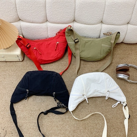 Women's Nylon Crescent Shoulder Bag Lightweight Multi Pocket Crossbody Bag With Adjustable Strap Solid Color Dumpling Bag