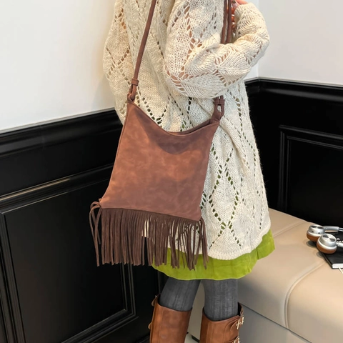 Bohemian Tassel Shoulder Bag Women Suede Texture Crossbody Bag Long Fringe Fashionable Commuter Messenger Bag Daily Use