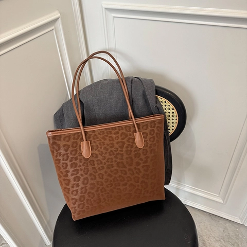 Leopard Print Tote Bag Women Large Capacity PU Leather Vintage Korean Style Shoulder Bag Retro Versatile Handbag