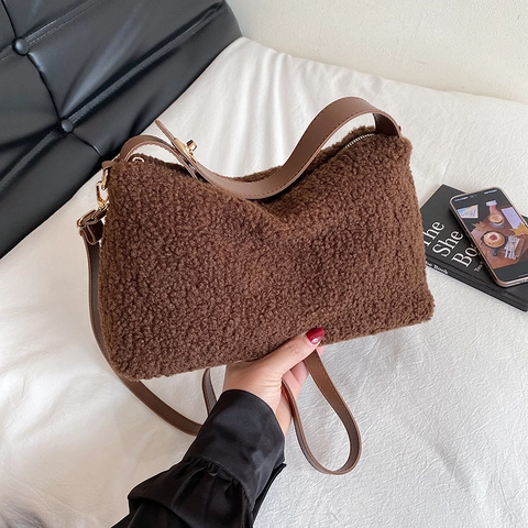Women Faux Lamb Wool Plush Shoulder Bag Solid Color Large Capacity Furry Underarm Handbag Crossbody Bag With PU Leather Strap