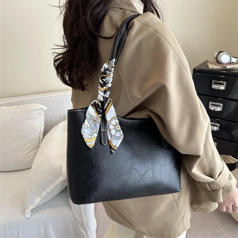 Damen Vintage PU Leder Tote Bag Mit Satin Schal Kontrastnähte Große Kapazität Büro Umhängetasche Pendler Handtasche
