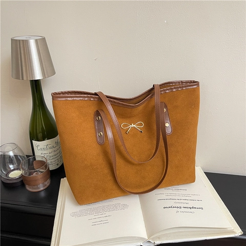 Women Minimalist Suede Frosted Tote Bag Large Capacity Commuting Shoulder Bag With Gold Bow Metal Decor Underarm Handbag