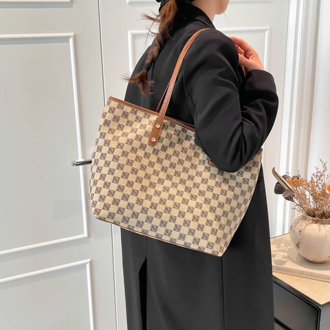 Sac Cabas En Cuir PU Motif Échiquier Imprimé Monogramme Spacieux Pour Le Travail Sac À Épaule Rétro Pour Femmes