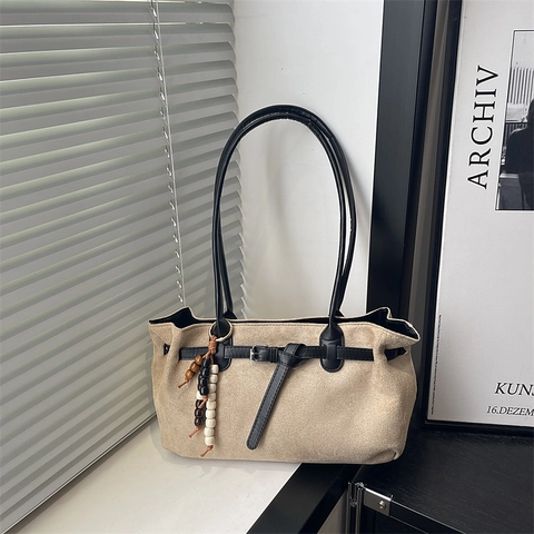 Women's Retro Faux Suede Tote Bag Large Capacity Vintage Minimalist Shoulder Bag With Beaded Charm Solid Color Commuting Handbag