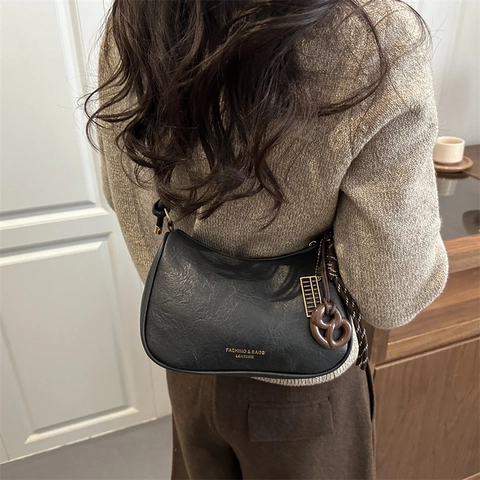 Borsa Sottobraccio in Pelle PU Vintage da Donna Minimalista Tinta Unita Borsa a Tracolla Con Pendente Per Pendolari Quotidiani