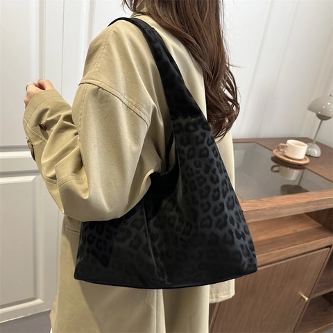 Leopard Print Hobo Shoulder Bag Large Capacity Suede And Faux Leather Tote For Women Vintage Chic Underarm Handbag