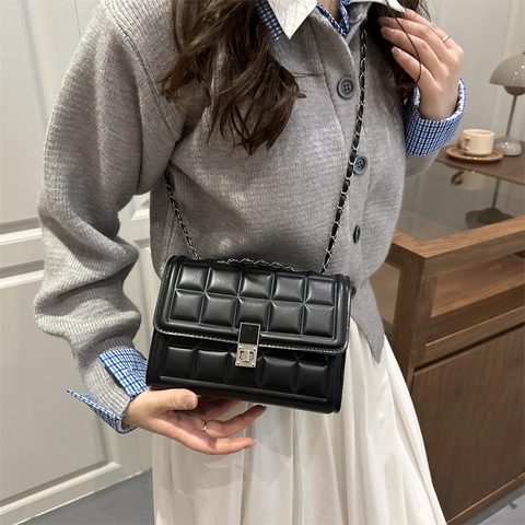 Women's Fashion Quilted PU Leather Small Square Bag Metal Chain Shoulder Crossbody Bag With Rectangular Lock Daily Party Top Handle Bag