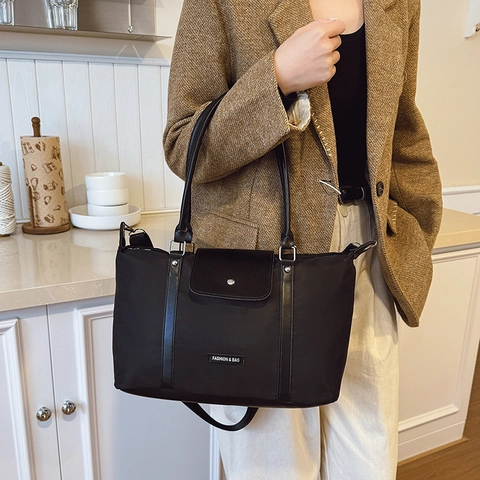 Borsa Tote da Donna in Nylon ad Alta Capacità Con Finiture in Pelle Sintetica Tracolla Regolabile Rimovibile Borsa a Mano Casual da Lavoro Scuola