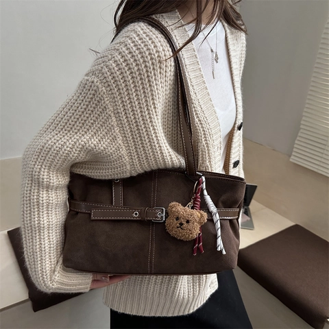 Damen Retro Segeltuch Einkaufstasche Große Kapazität Lässige Schultertasche Mit PU Lederband Und Süßem Bärenanhänger Für Den Alltag
