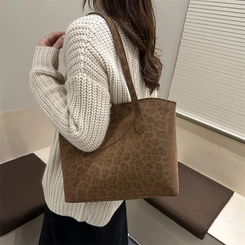 Borsa Tote da Donna con Stampa Leopardata Grande Capacità Effetto Scamosciato Minimalista Borsa a Spalla Casual Moda Lavoro