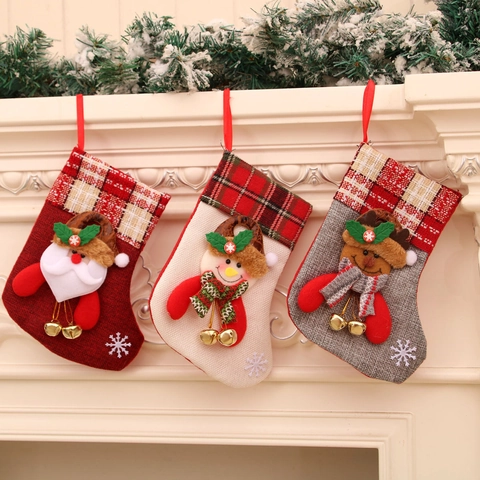 Calza Di Natale Da Appendere Sacco Di Iuta Con Bambole 3D Babbo Natale Pupazzo Di Neve Renna Campanelli Metallici